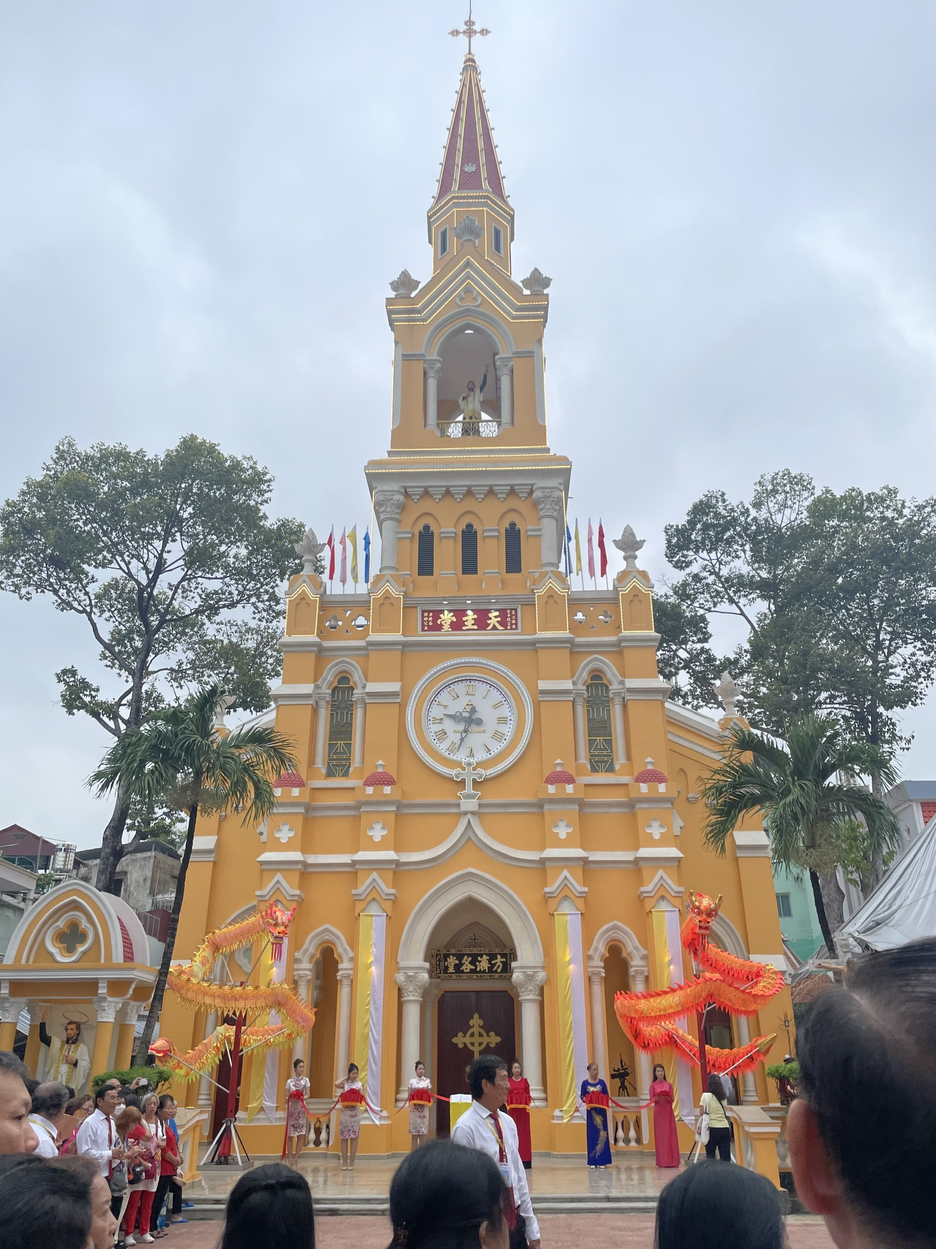 Diện mạo mới của ngôi thánh đường Hoa - Việt hơn một thế kỷ